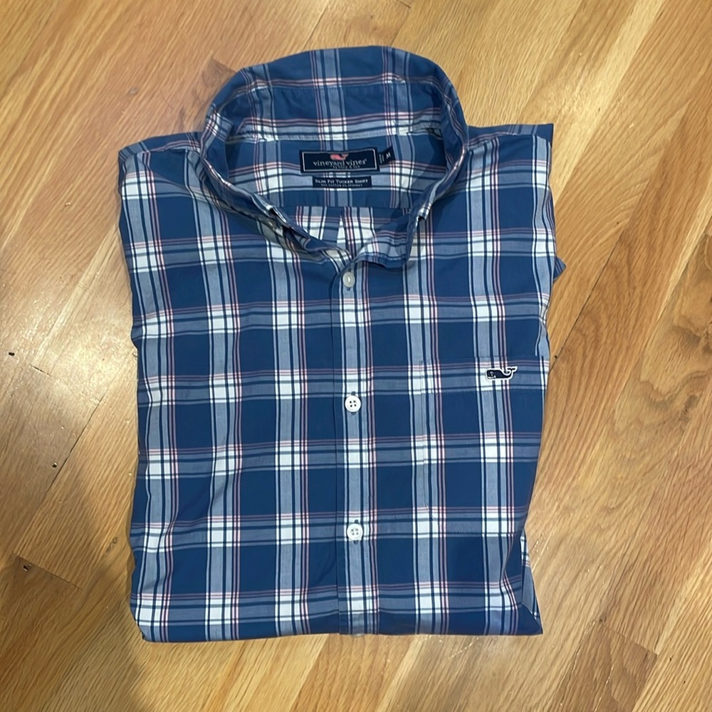 Vineyard Vines slim fit Tucker shirt - men’s medium